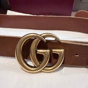 Authentic Gucci Marmont GG belt in rich brown leather with iconic antique gold d